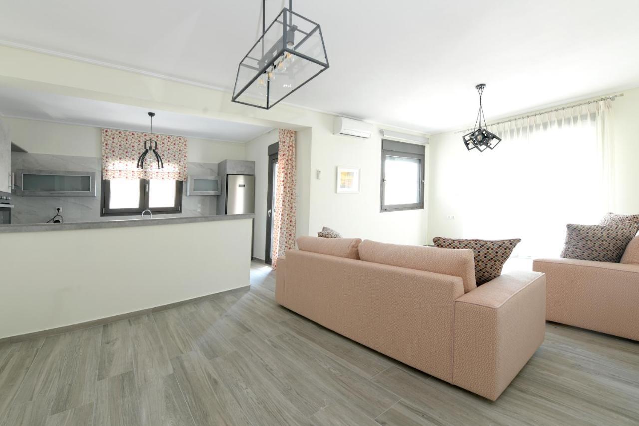 W1 Rooms Kavala Esterno foto