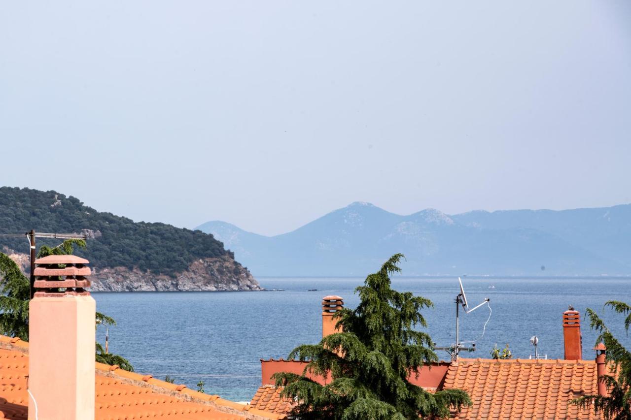 W1 Rooms Kavala Esterno foto