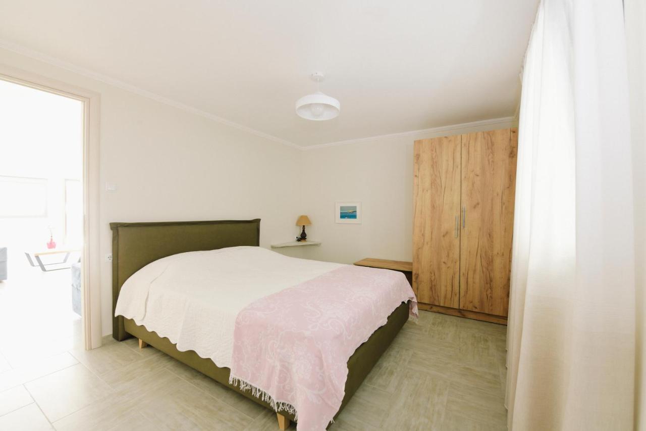 W1 Rooms Kavala Esterno foto