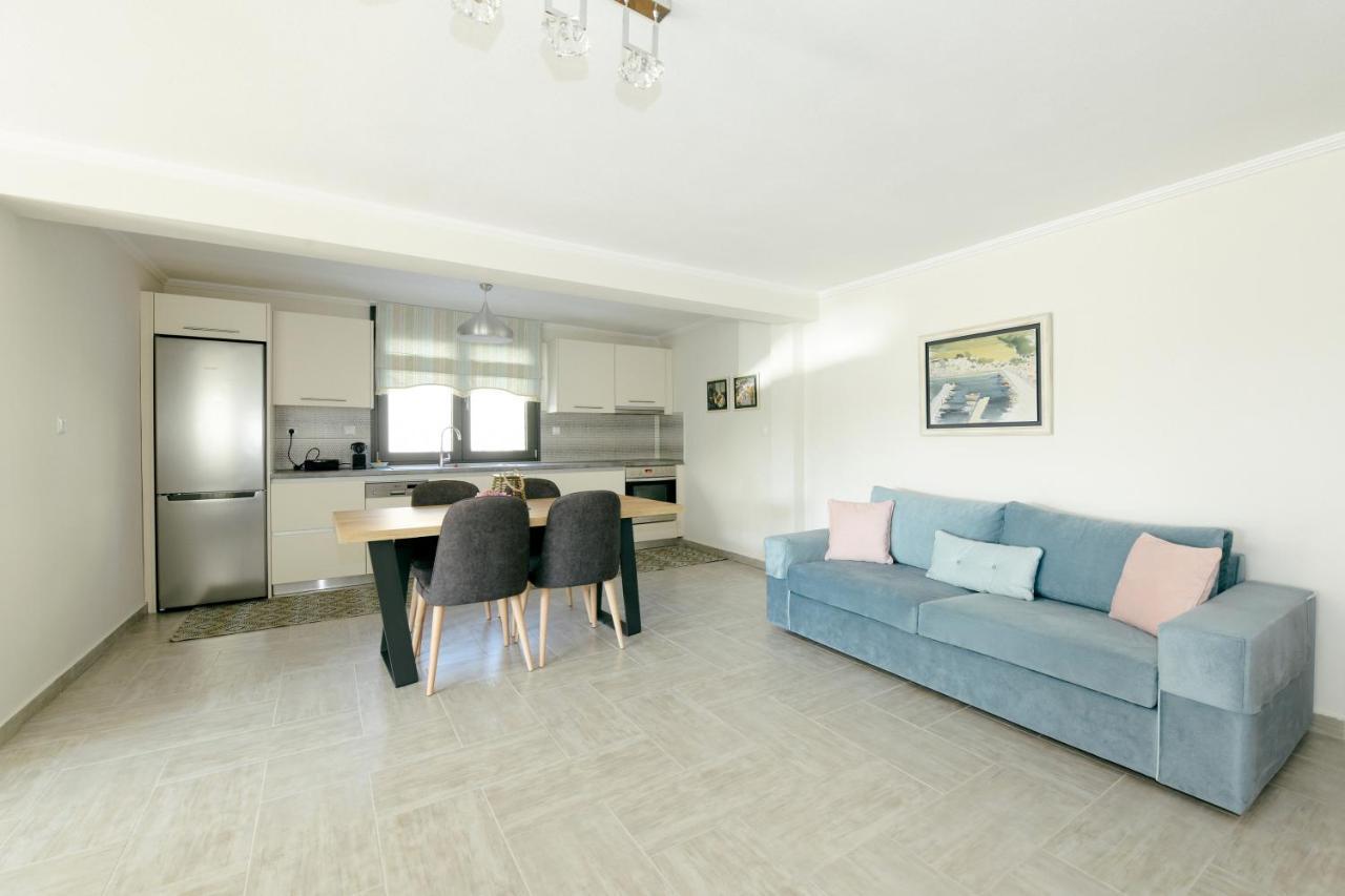W1 Rooms Kavala Esterno foto