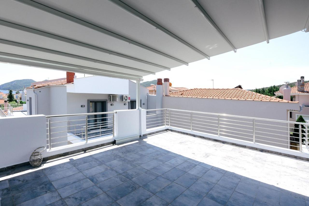 W1 Rooms Kavala Esterno foto