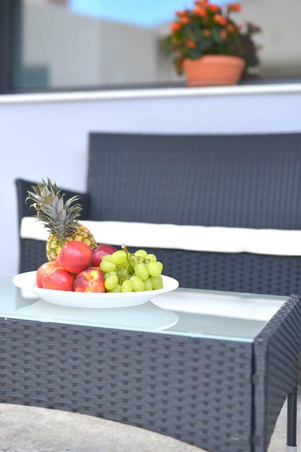 W1 Rooms Kavala Esterno foto